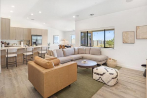 Yucca Mesa House - Modern Desert Chic home